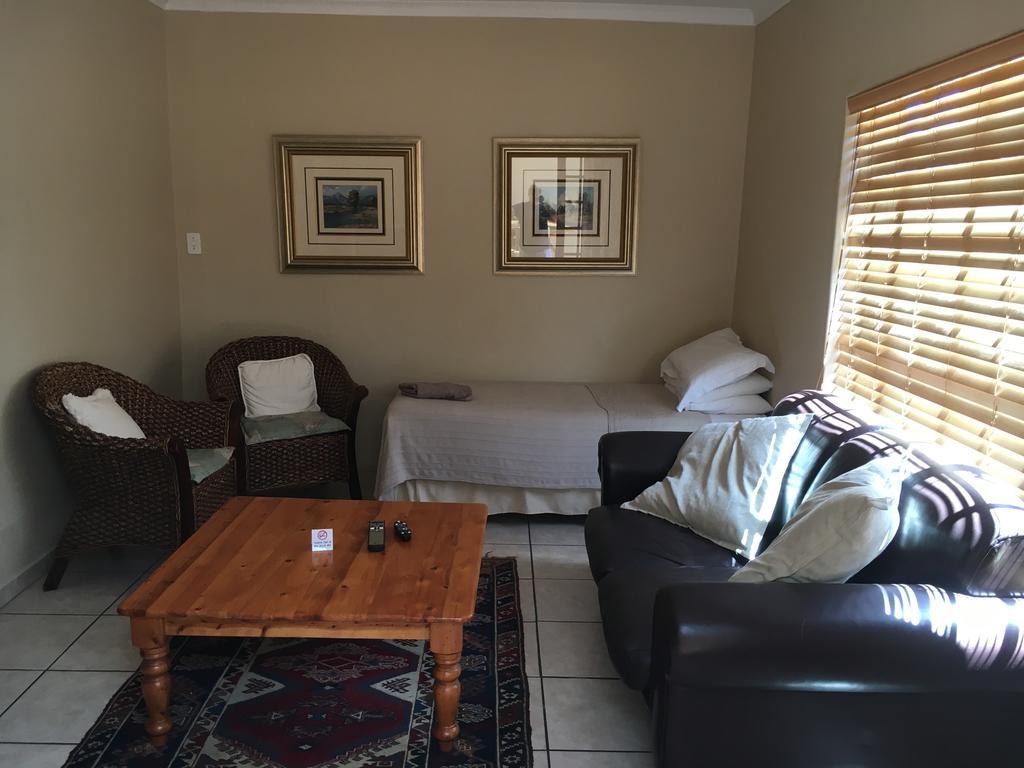 Kleinplaas Guest Farm Hotel Potchefstroom Luaran gambar
